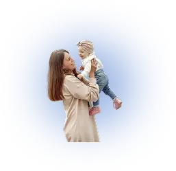 Мама з дитиною на руках